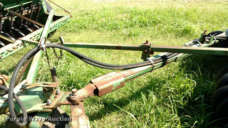 image for item DA5634 (2) John Deere 830 grain drills