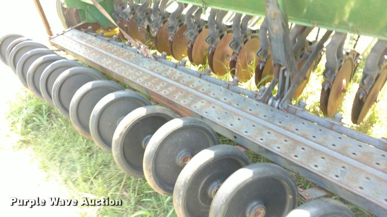 image for item DA5634 (2) John Deere 830 grain drills