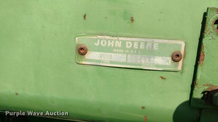 image for item DA5634 (2) John Deere 830 grain drills