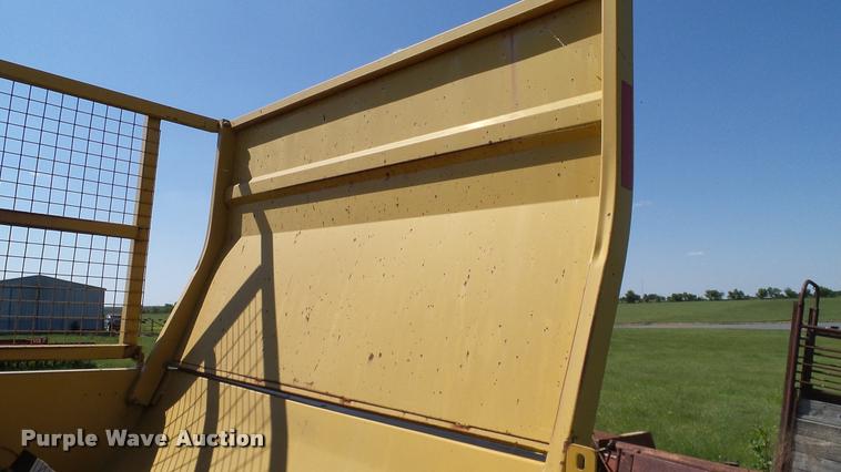 image for item DA6149 Vermeer BP8000 bale processor