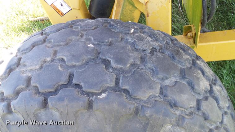 image for item DA6149 Vermeer BP8000 bale processor