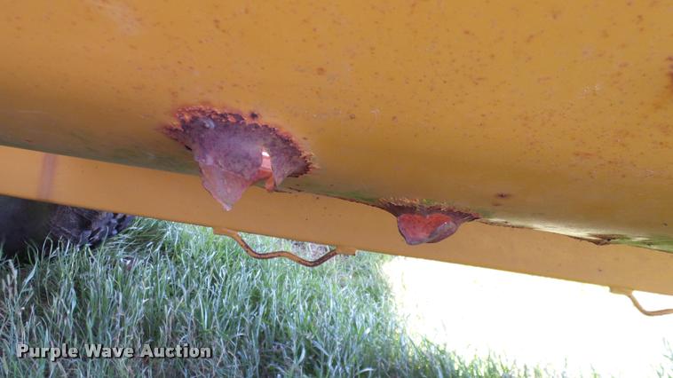 image for item DA6149 Vermeer BP8000 bale processor