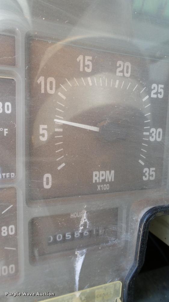 image for item DA6775 1996 International 2554 Stahly applicator truck