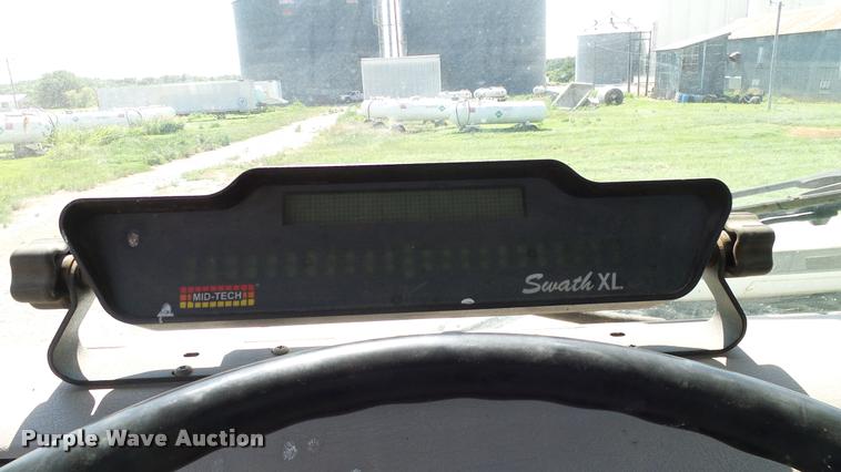 image for item DA6775 1996 International 2554 Stahly applicator truck