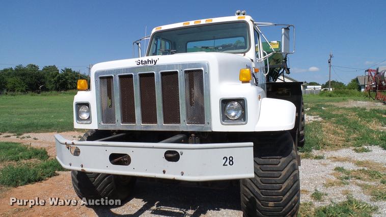 image for item DA6775 1996 International 2554 Stahly applicator truck