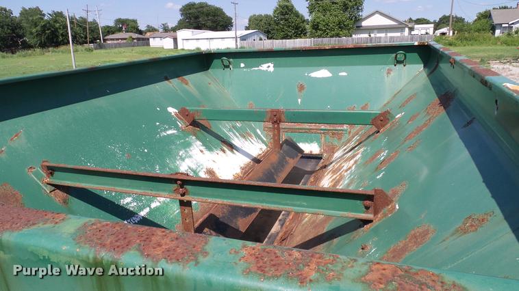 image for item DA6775 1996 International 2554 Stahly applicator truck