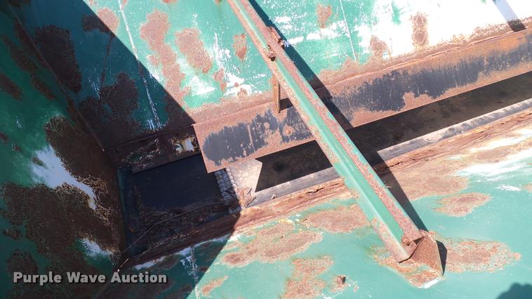 image for item DA6775 1996 International 2554 Stahly applicator truck