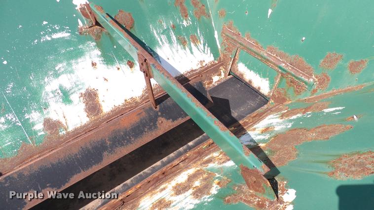 image for item DA6775 1996 International 2554 Stahly applicator truck