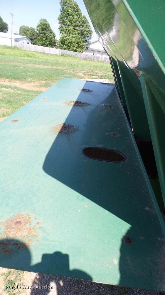 image for item DA6775 1996 International 2554 Stahly applicator truck