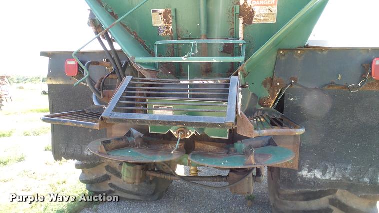 image for item DA6775 1996 International 2554 Stahly applicator truck