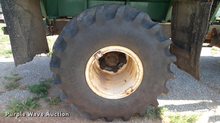 image for item DA6775 1996 International 2554 Stahly applicator truck