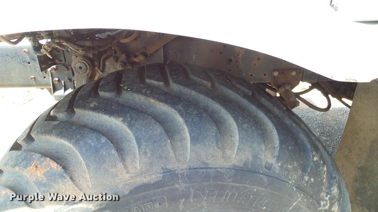 image for item DA6775 1996 International 2554 Stahly applicator truck