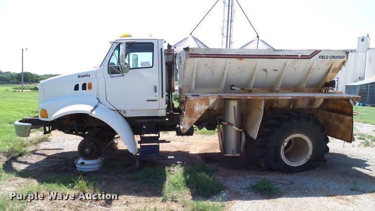 image for item DA6776 1999 Sterling L8513 Stahly Field Cruiser applicator truck