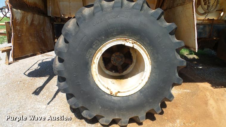 image for item DA6776 1999 Sterling L8513 Stahly Field Cruiser applicator truck