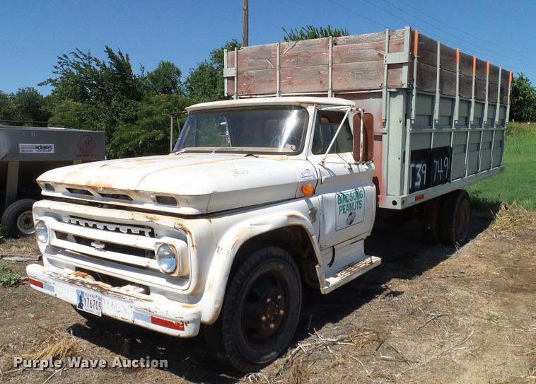 image for item DA6777 1964 Chevrolet 60 grain truck