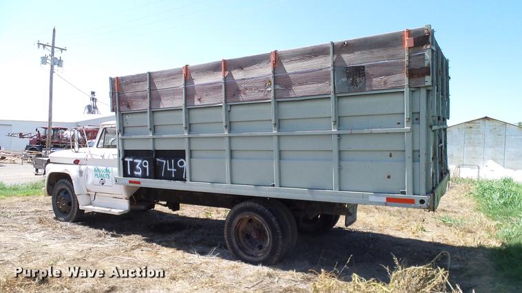 image for item DA6777 1964 Chevrolet 60 grain truck