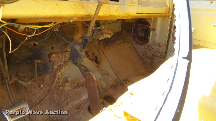 image for item DA6777 1964 Chevrolet 60 grain truck