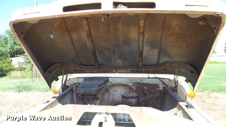 image for item DA6777 1964 Chevrolet 60 grain truck