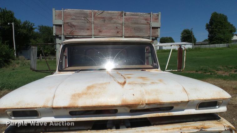 image for item DA6777 1964 Chevrolet 60 grain truck