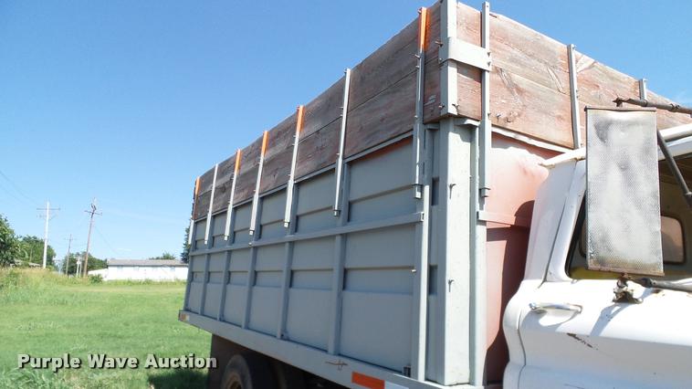 image for item DA6777 1964 Chevrolet 60 grain truck