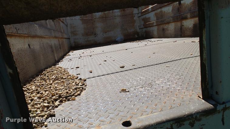 image for item DA6777 1964 Chevrolet 60 grain truck