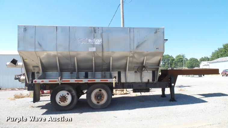 image for item DA6778 Shop built fertilizer tender trailer