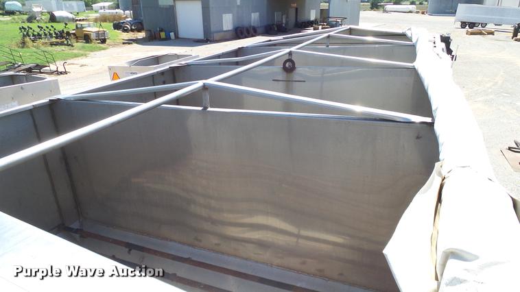 image for item DA6778 Shop built fertilizer tender trailer