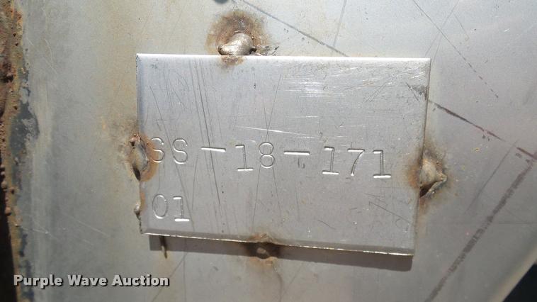 image for item DA6778 Shop built fertilizer tender trailer