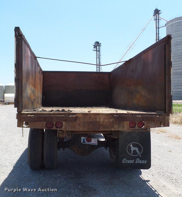 image for item DA6779 1979 Chevrolet C60 grain truck