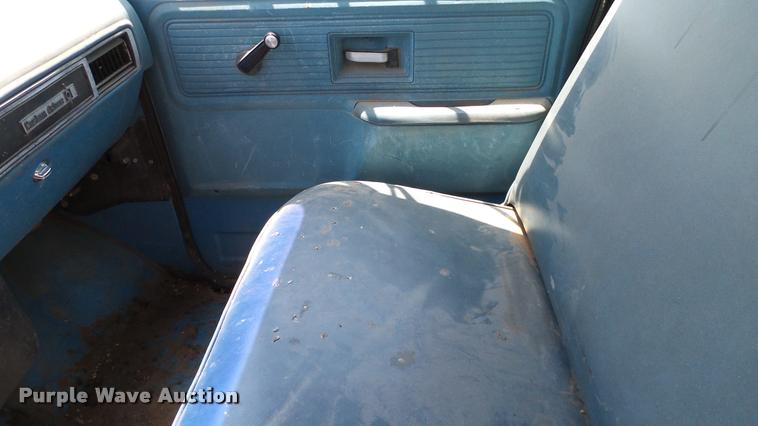 image for item DA6779 1979 Chevrolet C60 grain truck