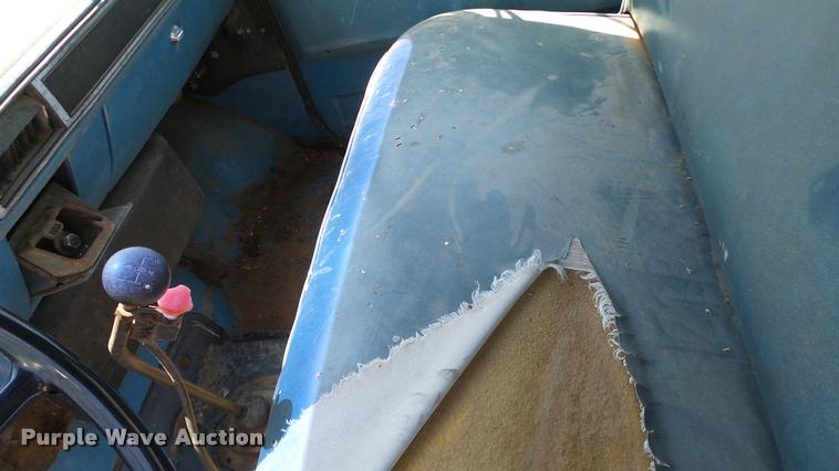 image for item DA6779 1979 Chevrolet C60 grain truck