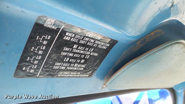 image for item DA6779 1979 Chevrolet C60 grain truck