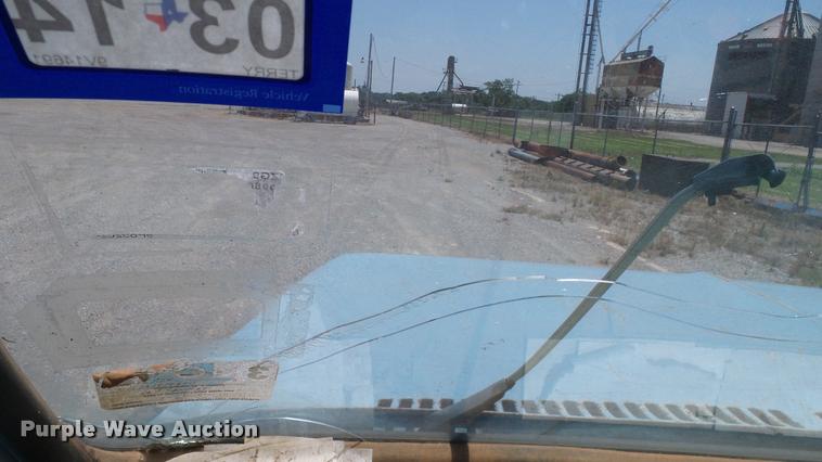 image for item DA6779 1979 Chevrolet C60 grain truck