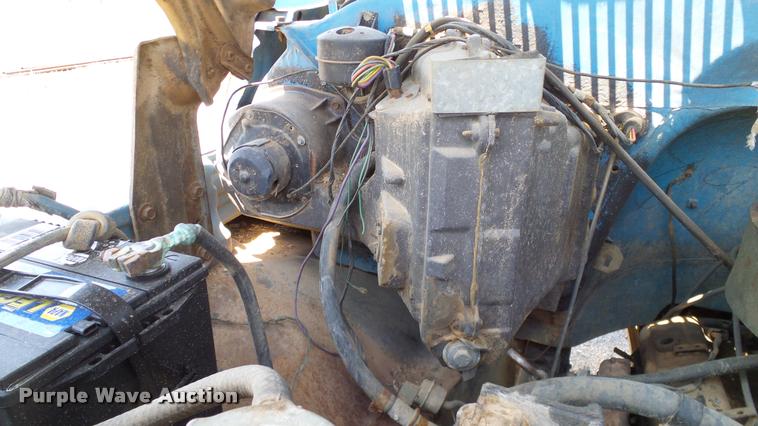 image for item DA6779 1979 Chevrolet C60 grain truck