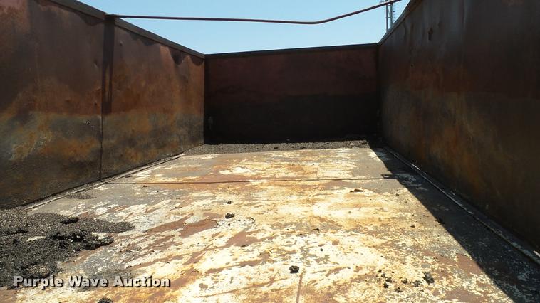 image for item DA6779 1979 Chevrolet C60 grain truck