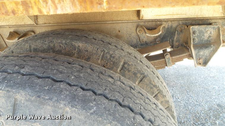 image for item DA6779 1979 Chevrolet C60 grain truck