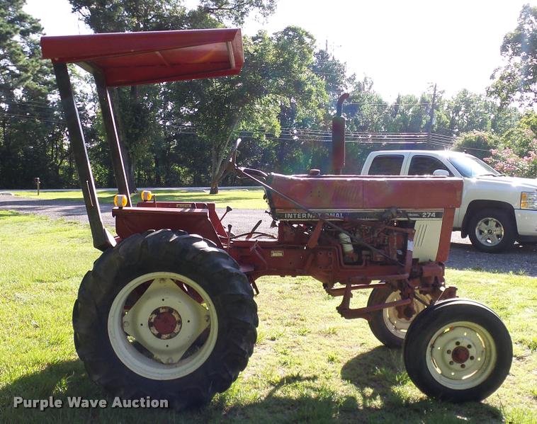 image for item DA6808 1981 International Harvester 274 Offset tractor