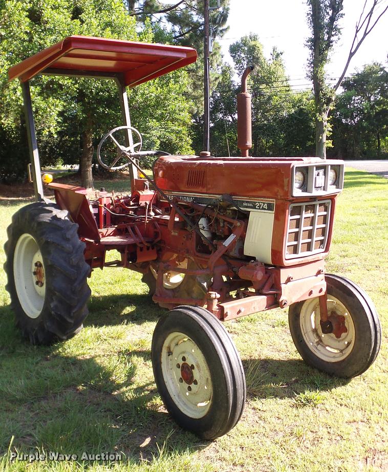 image for item DA6808 1981 International Harvester 274 Offset tractor