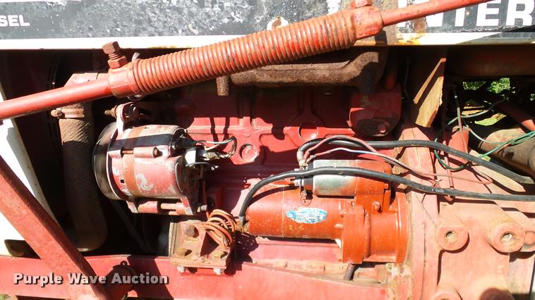 image for item DA6808 1981 International Harvester 274 Offset tractor