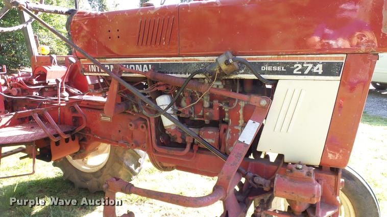 image for item DA6808 1981 International Harvester 274 Offset tractor