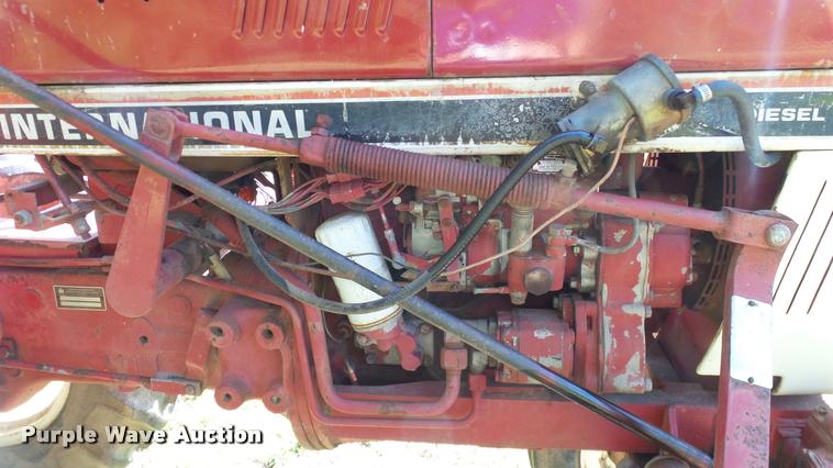 image for item DA6808 1981 International Harvester 274 Offset tractor