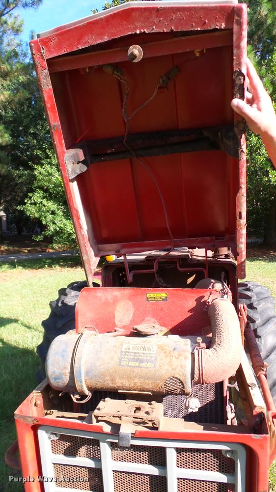 image for item DA6808 1981 International Harvester 274 Offset tractor