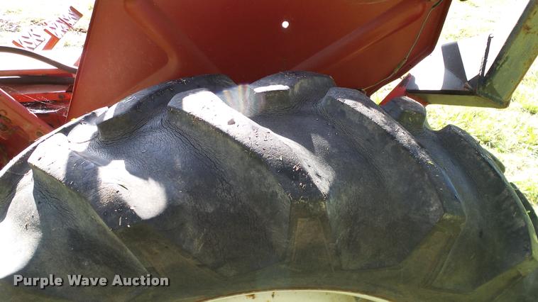 image for item DA6808 1981 International Harvester 274 Offset tractor