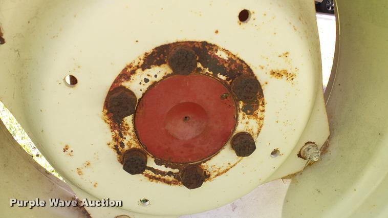 image for item DA6808 1981 International Harvester 274 Offset tractor