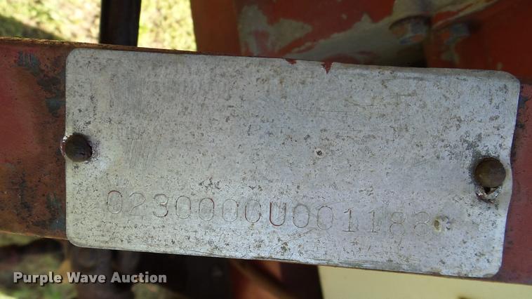 image for item DA6808 1981 International Harvester 274 Offset tractor