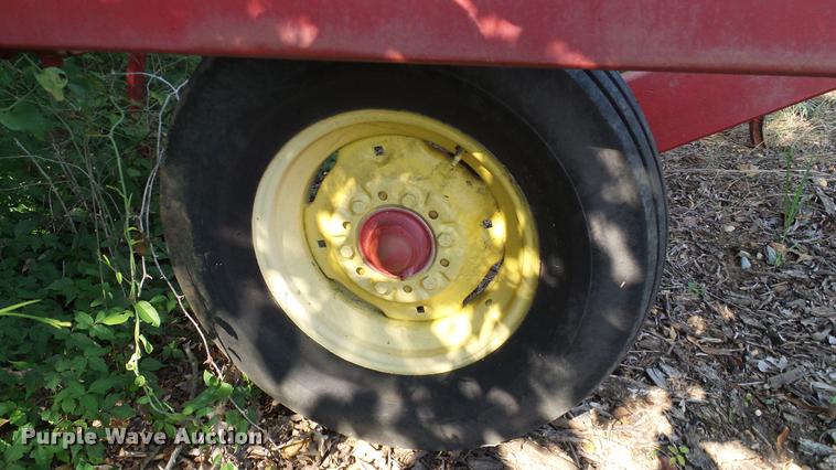 image for item DA6822 Massey Ferguson chisel