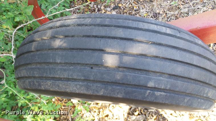 image for item DA6822 Massey Ferguson chisel