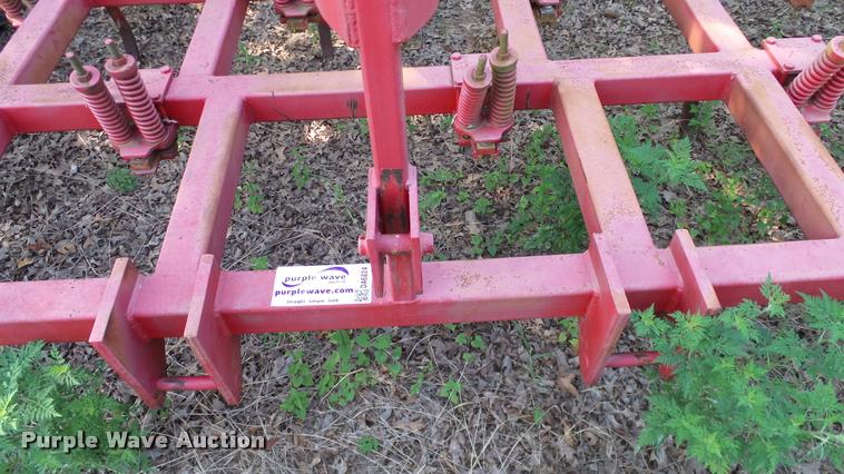 image for item DA6824 Massey Ferguson chisel