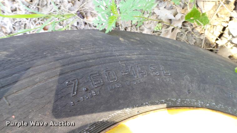 image for item DA6824 Massey Ferguson chisel