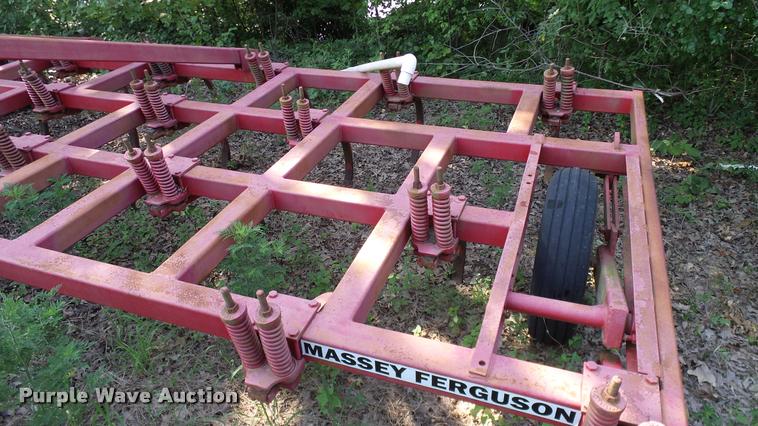 image for item DA6824 Massey Ferguson chisel